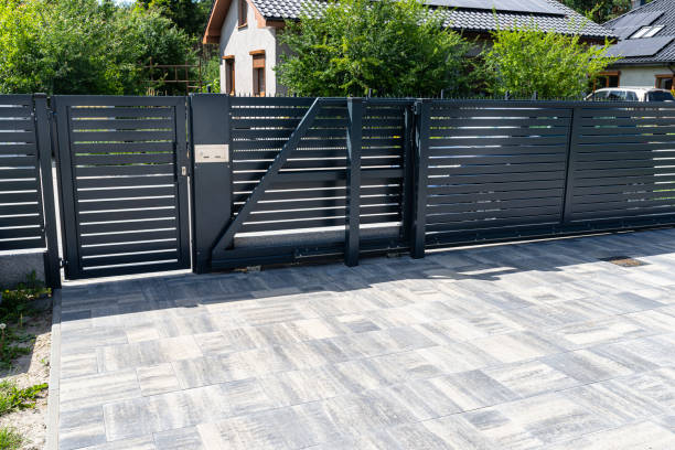Best Commercial Driveway Pavers  in Chanute, KS